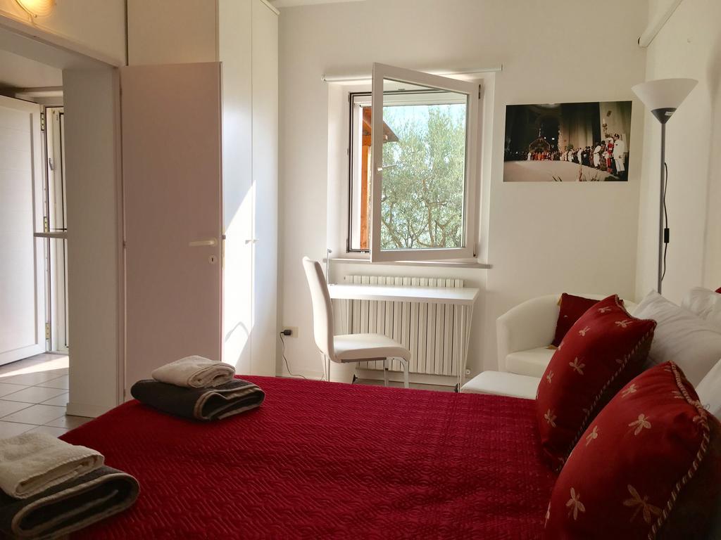 Assisi Villa Randr San Vitale Rum bild